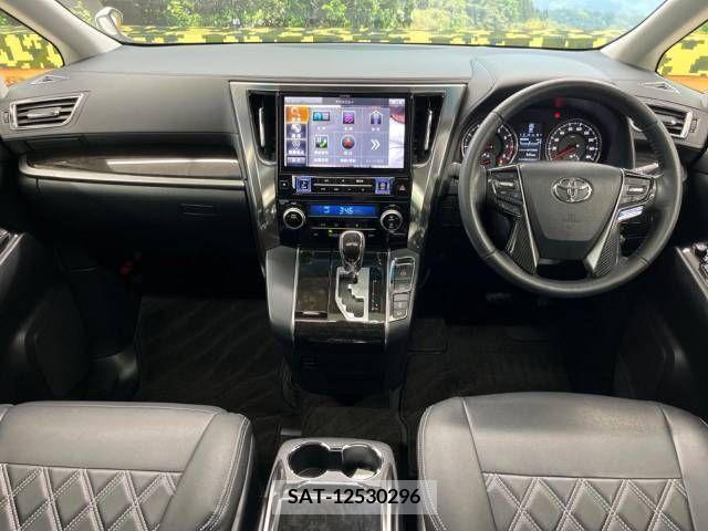 Toyota ALPHARD 2017-12 222305-1