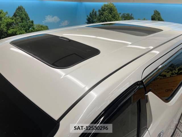 Toyota ALPHARD 2017-12 222305-2