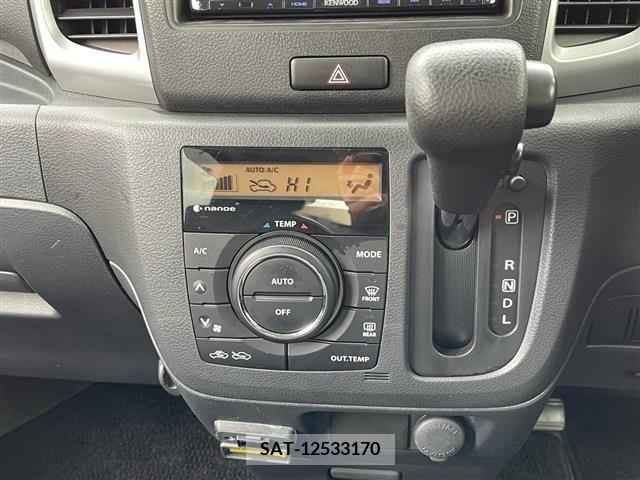Suzuki SPACIA 2015-10 228499-17