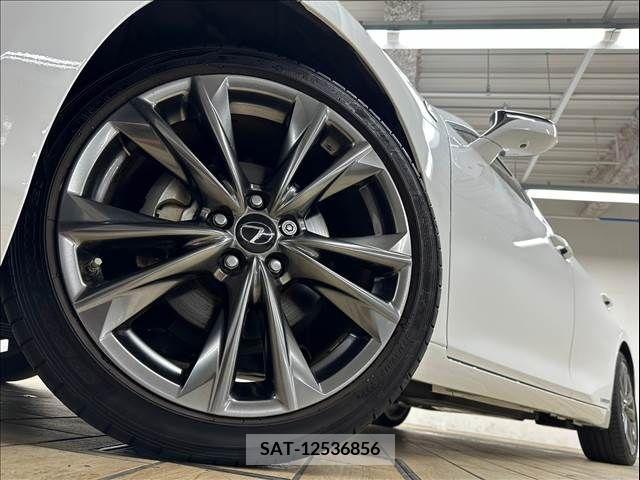 Lexus ES 2021-06 334420-10