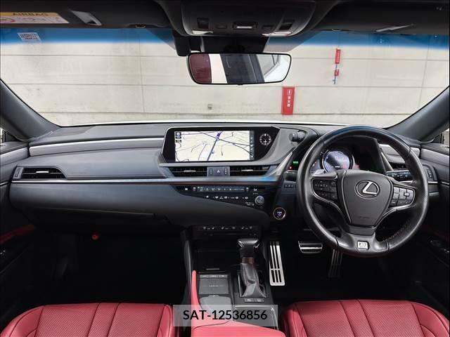 Lexus ES 2021-06 334420-1