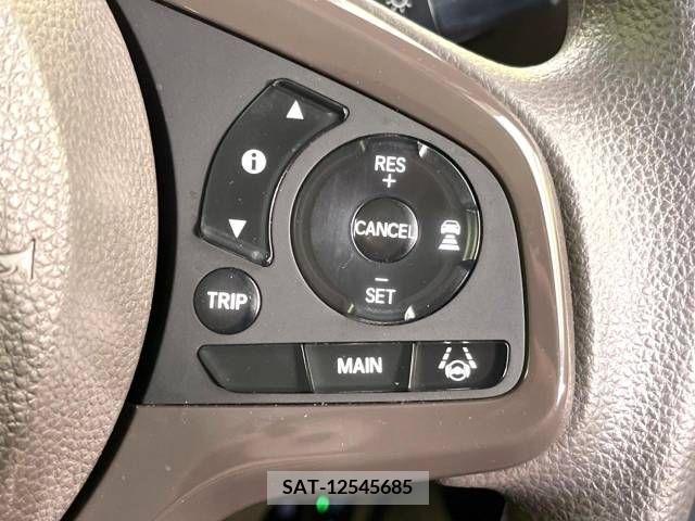 Honda N BOX 2020-10 216868-5