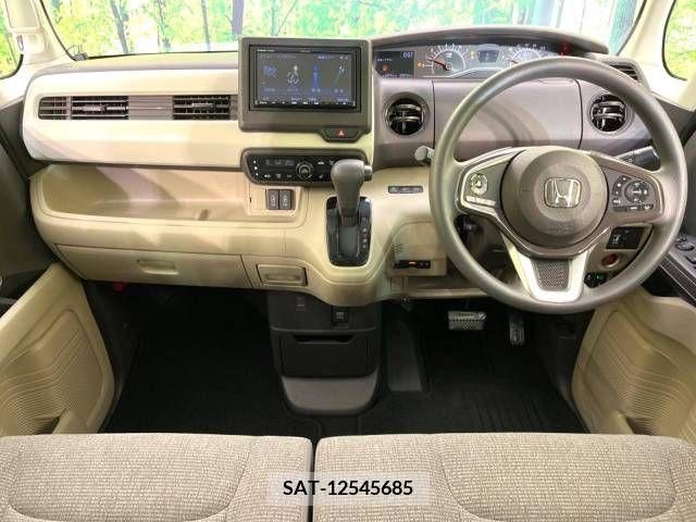 Honda N BOX 2020-10 216868-1