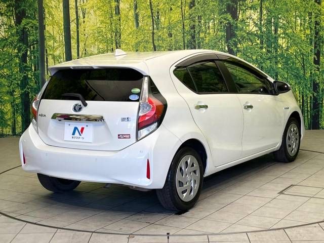 Toyota AQUA 2019-04 185964-17