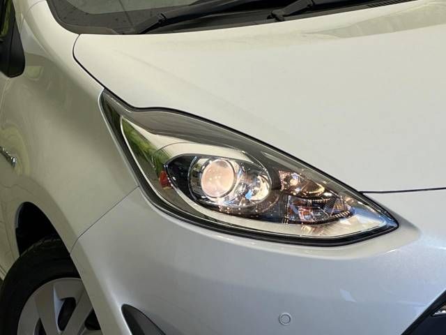 Toyota AQUA 2019-04 185964-12