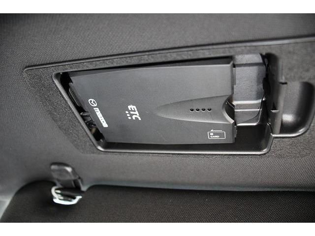 Mazda CX-8 2018-01 12643-3