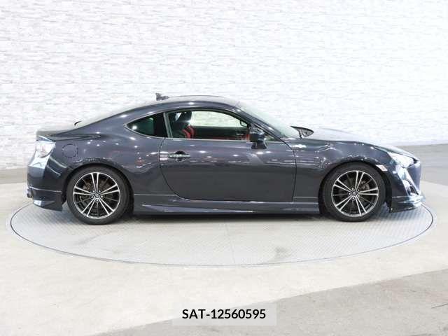 Toyota 86 2012-04 237684-11