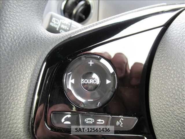 Honda N BOX CUSTOM 2022-06 307400-8