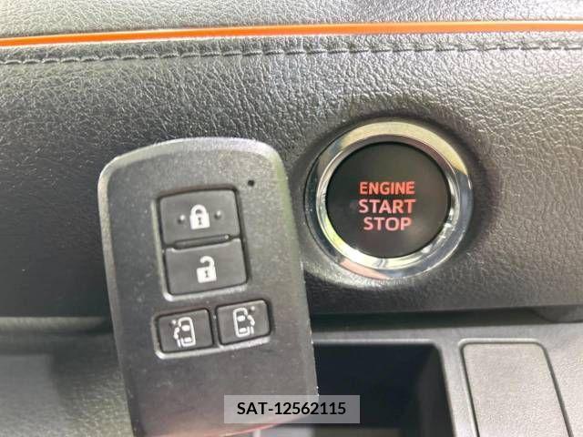 Toyota SIENTA 2015-10 285080-7