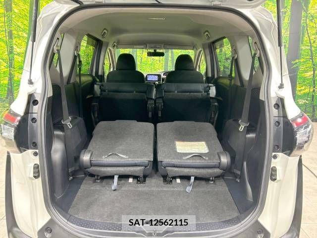 Toyota SIENTA 2015-10 285080-11