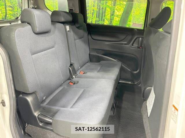 Toyota SIENTA 2015-10 285080-9
