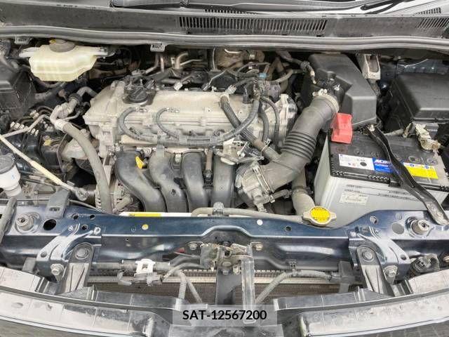 Toyota VOXY 2014-04 221507-19
