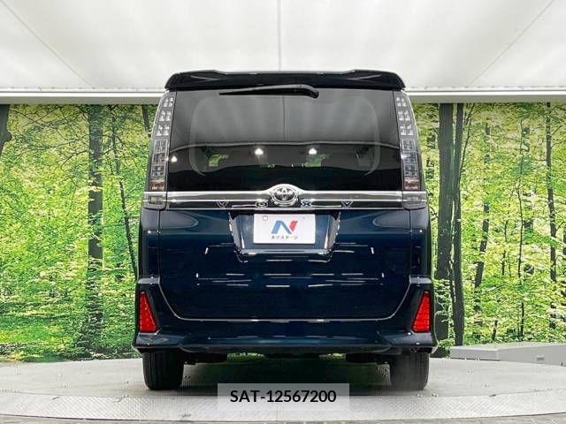 Toyota VOXY 2014-04 221507-18