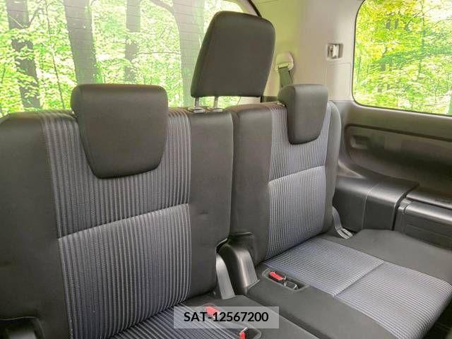 Toyota VOXY 2014-04 221507-13