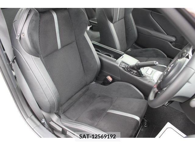 Toyota 86 2022-04 270794-14