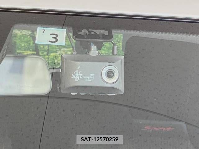 Suzuki SWIFT 2022-03 286639-8
