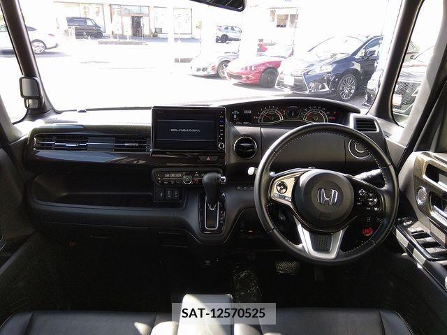 Honda N BOX CUSTOM 2019-02 392796-2