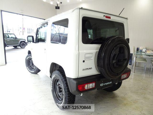 Suzuki JIMNY 2022-07 237109-13