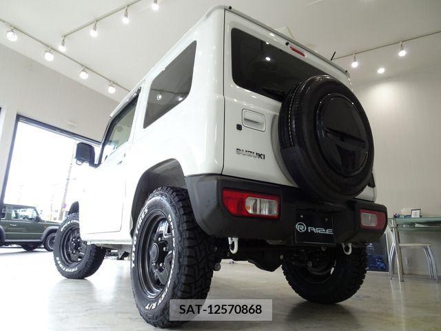 Suzuki JIMNY 2022-07 237109-14