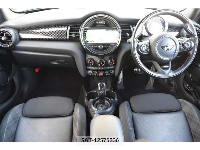 Bmw MINI 2019-01 319921-1