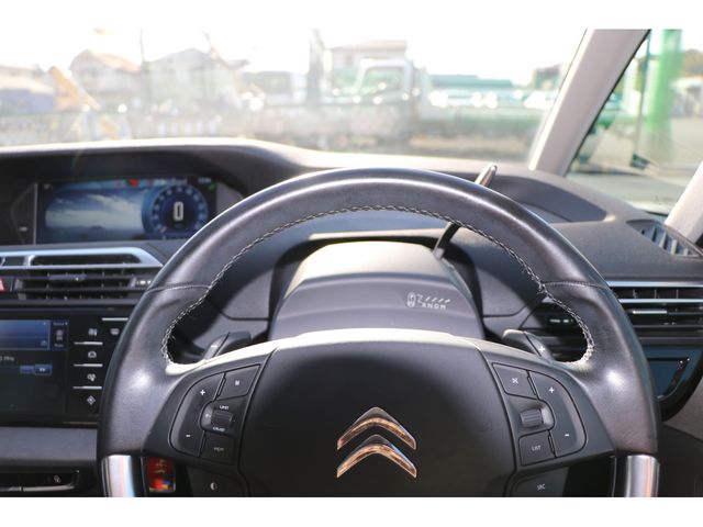 Citroen C4 PICASSO 2016-01 25312-1