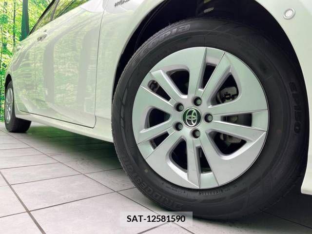 Toyota PRIUS 2016-10 237457-14