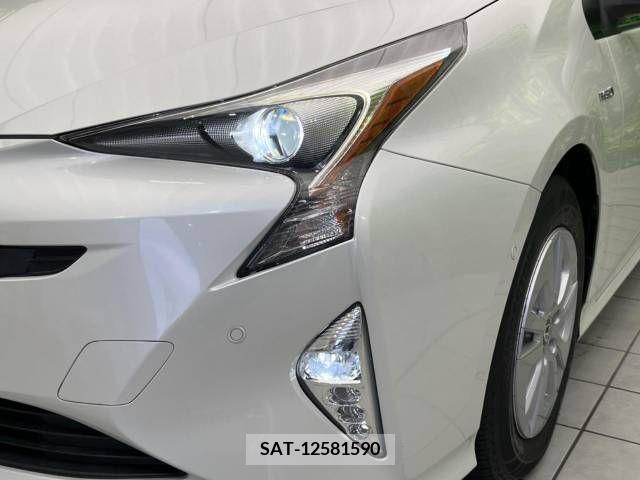 Toyota PRIUS 2016-10 237457-13