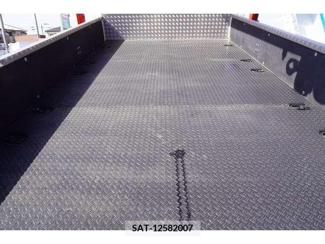 Mitsubishi CANTER 2021-07 212338-18