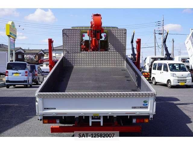 Mitsubishi CANTER 2021-07 212338-17
