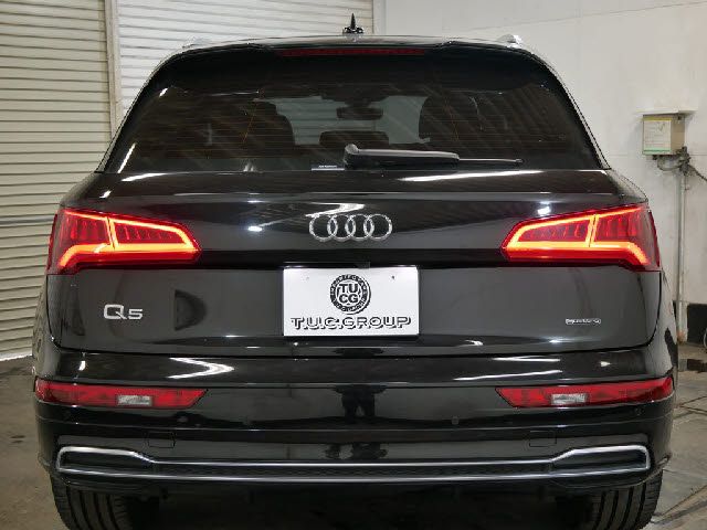 Audi Q5 2020-03 23164-11