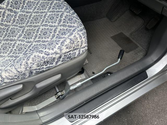 Toyota PRIUS 2010-02 283062-11