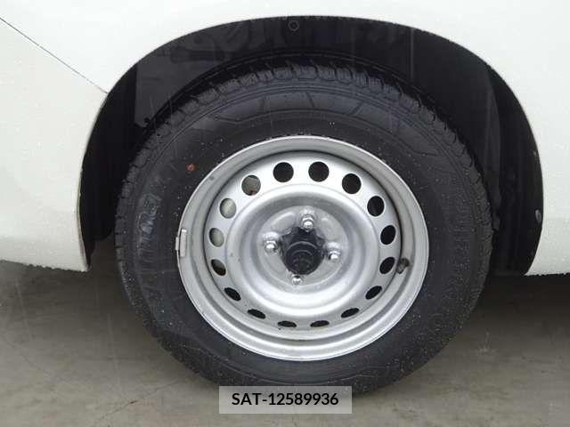 Toyota PROBOX VAN 2022-06 385631-10