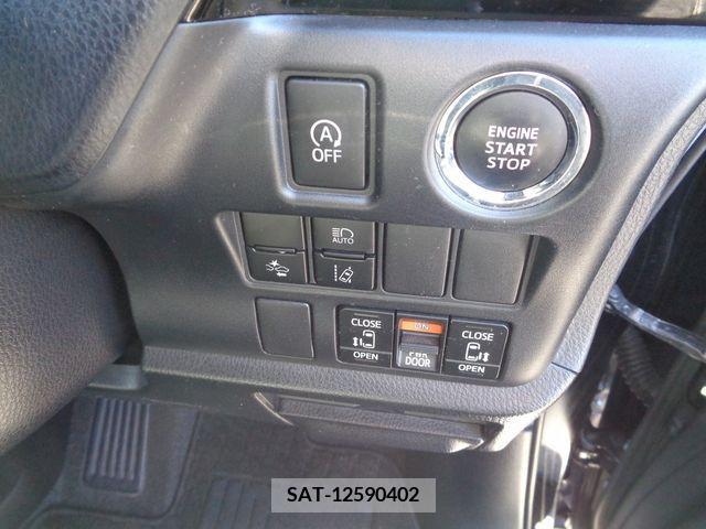 Toyota VOXY 2018-01 234935-14