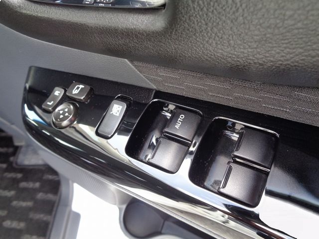 Suzuki SPACIA 2014-09 14350-24