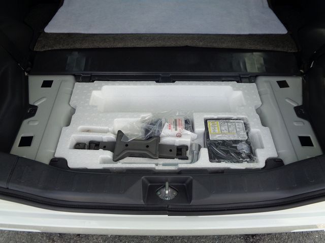Suzuki SPACIA 2014-09 14350-25