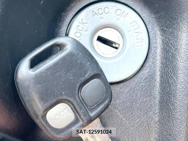 Nissan OTTI 2006-04 304937-5