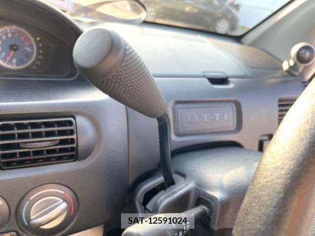 Nissan OTTI 2006-04 304937-19