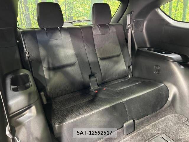 Mazda CX-8 2018-01 210338-10
