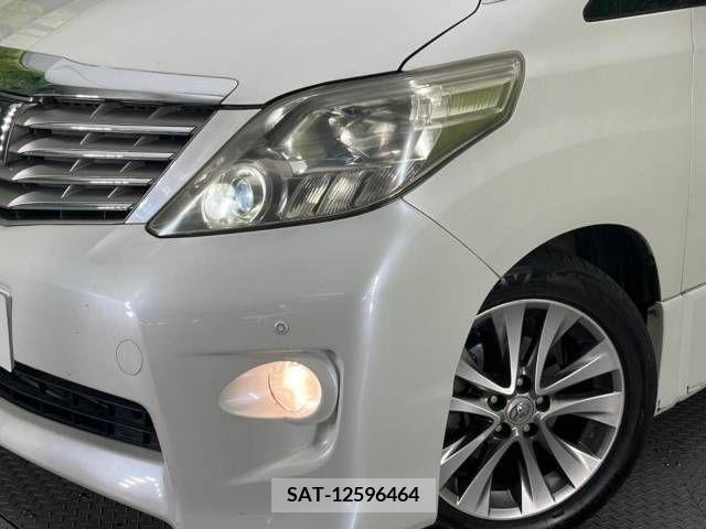 Toyota ALPHARD 2010-12 379732-13