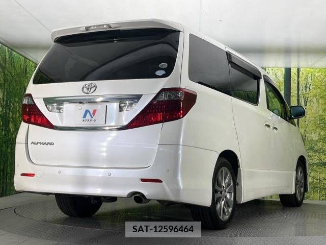 Toyota ALPHARD 2010-12 379732-18