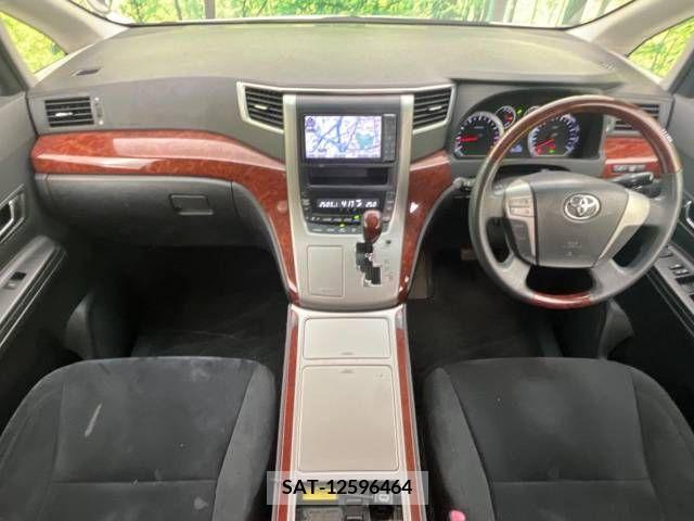 Toyota ALPHARD 2010-12 379732-1