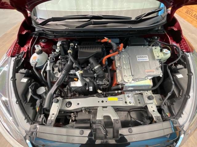 Nissan KICKS 2021-10 183546-18