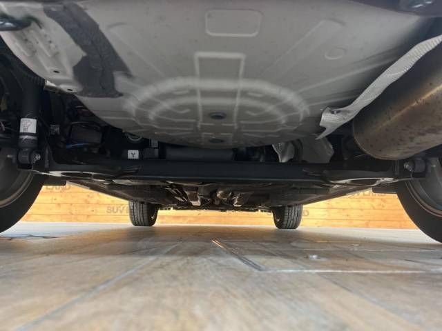 Nissan KICKS 2021-10 183546-19