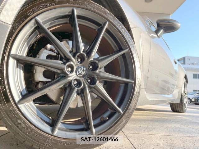 Toyota 86 2022-09 321256-12