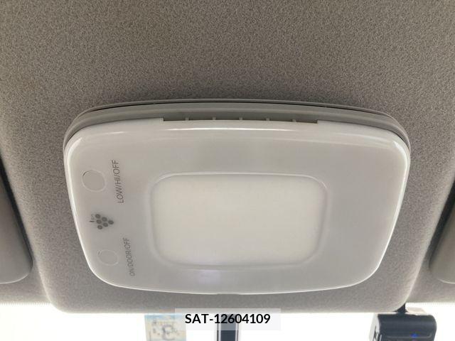 Nissan MARCH 2017-03 363199-6
