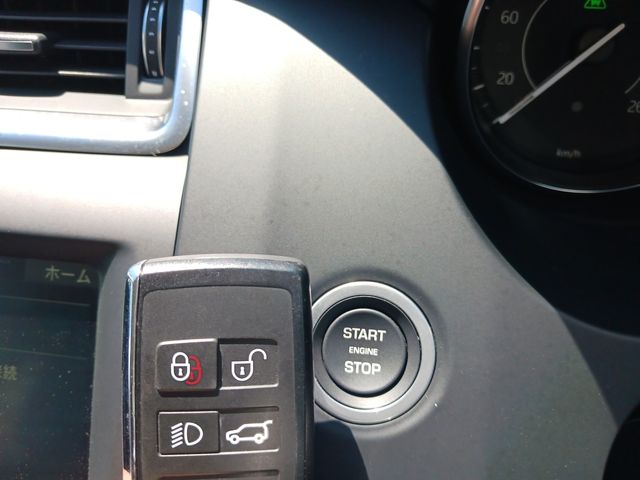 Jaguar E-PACE 2020-12 8767-21