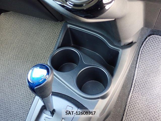 Toyota AQUA 2017-03 314266-8