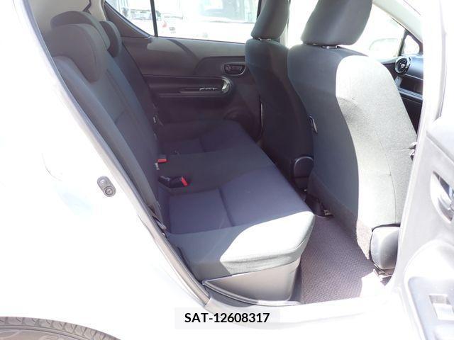 Toyota AQUA 2017-03 314266-14