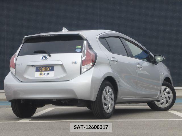 Toyota AQUA 2017-03 314266-2