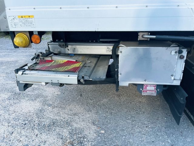 Isuzu ELF TRUCK 2017-01 4491-16